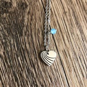 Tone It Up heart wave necklace